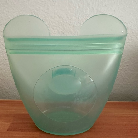 🐻 Zip Top Reusable 100% Silicone Baby+Kid Snack Containers Made in the USA - Picture 4 of 5